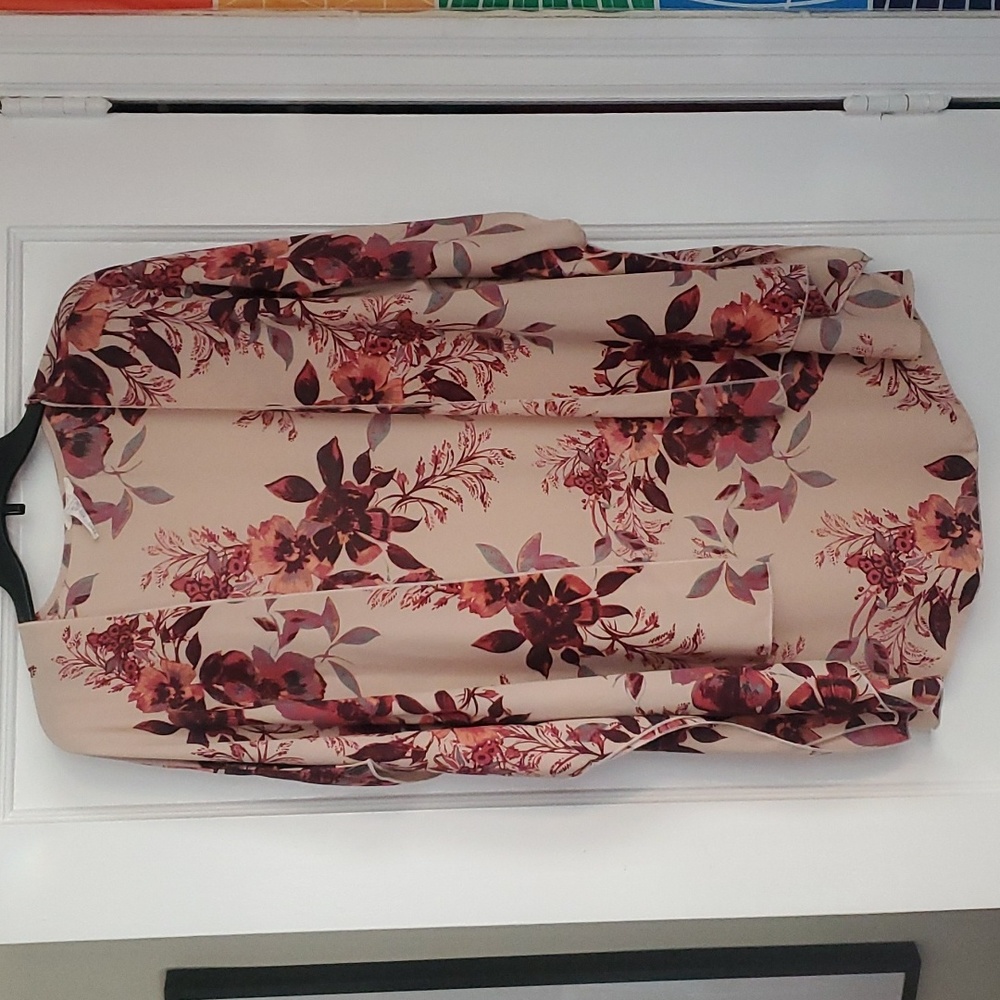 i. JOAH floral kimono style cardigan